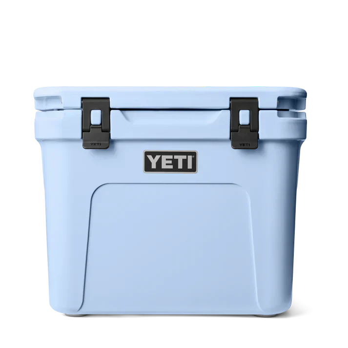 Yeti Roadie 32 Cooler Box in Big Sky Blue
